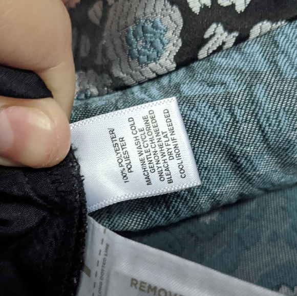 Floral Skirt by Loft - Picture 5 of 6